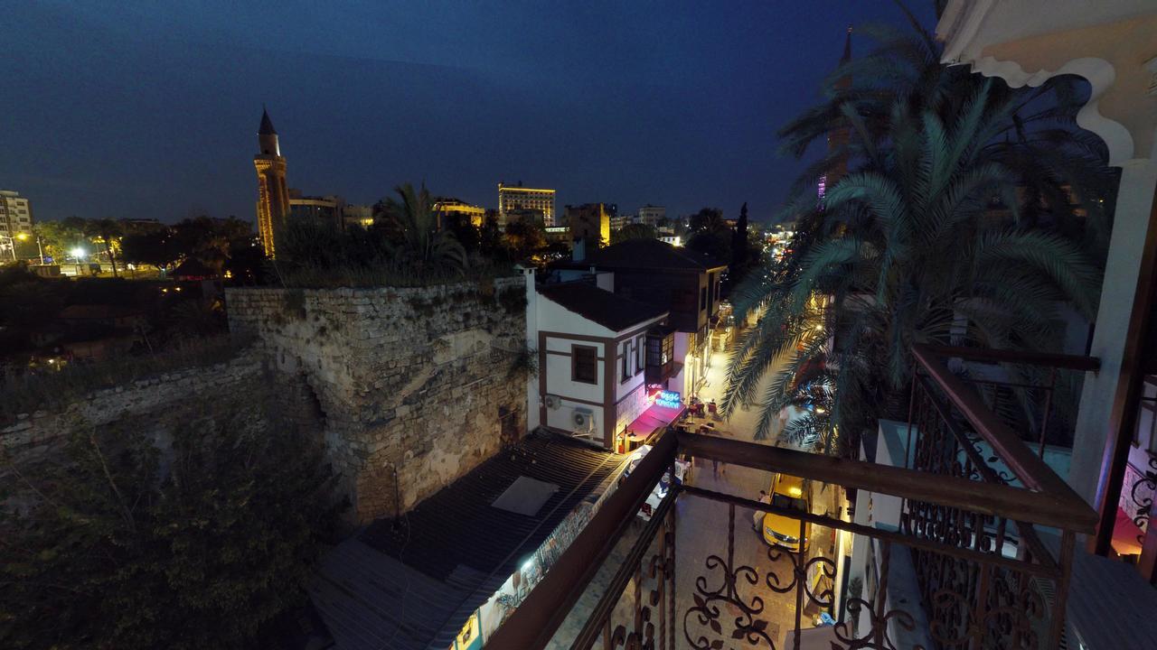 Patron Otel